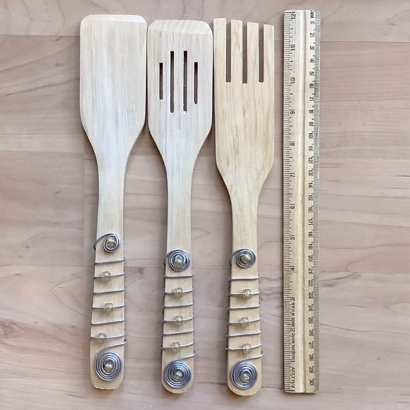 Wooden Kitchen Utensils Decorative Set of 3 - Picture 4 of 4